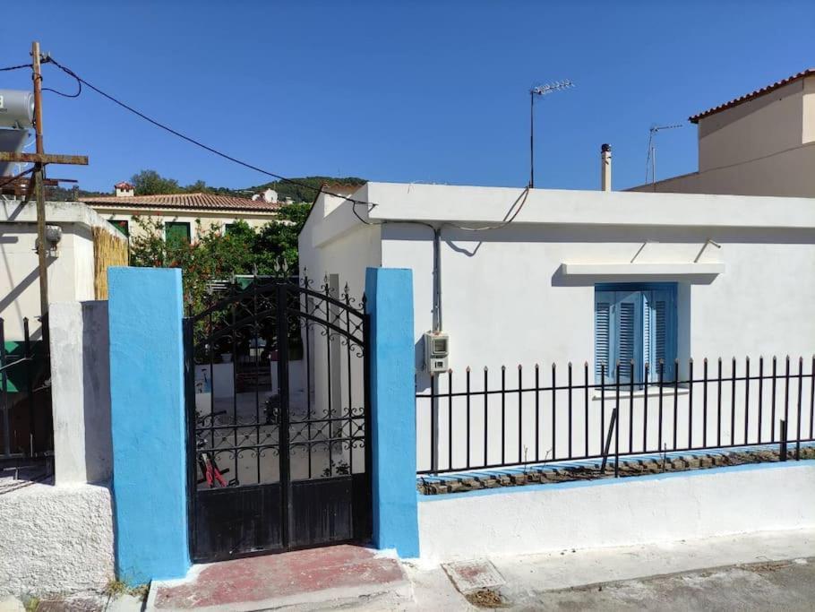 Villa Lemon Tree House Poros à Poros Town Extérieur photo