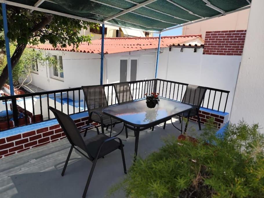 Villa Lemon Tree House Poros à Poros Town Extérieur photo
